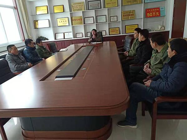 1551684941942.jpg 新聞中心=召開(kāi)月度安生生產(chǎn)工作會(huì)議.jpg